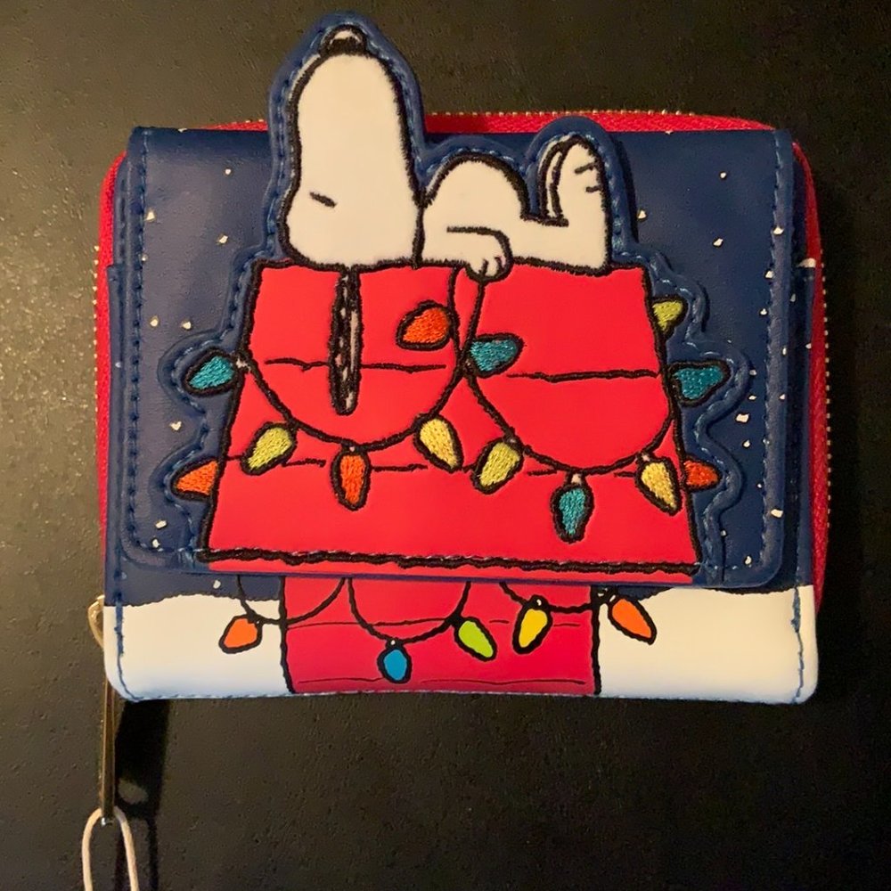 Loungefly Red Peanuts and Snoopy Mini Wallet